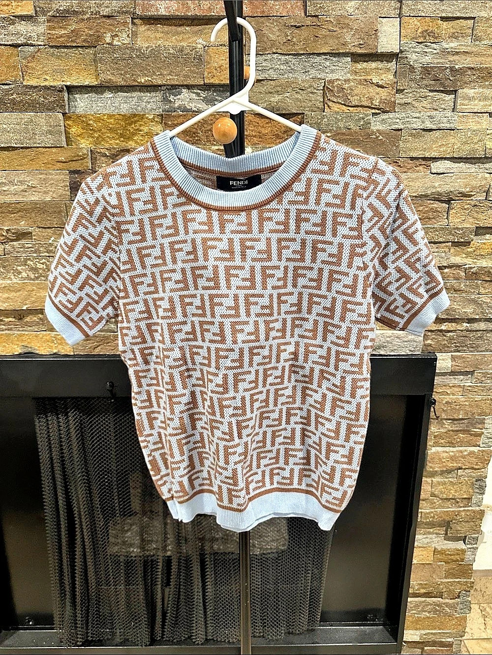 Women’s Short Sleeve Knit Top size S